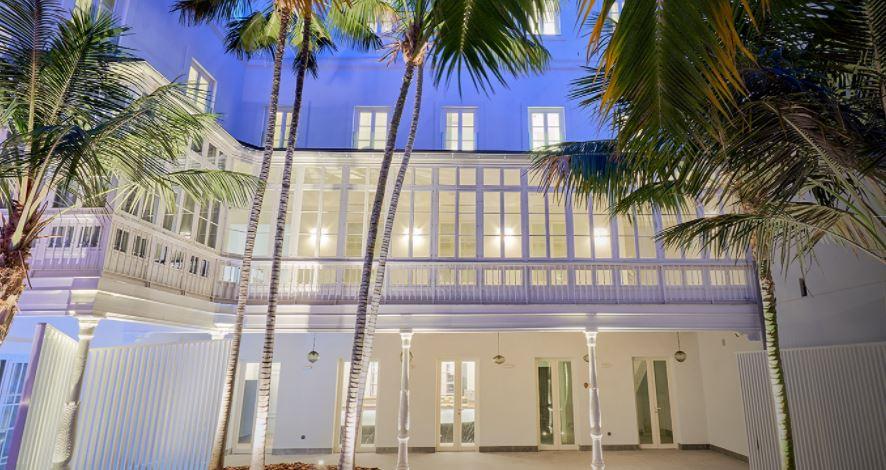 Tandem Palacio Veedor De Galeras Suites Cádiz Eksteriør bilde