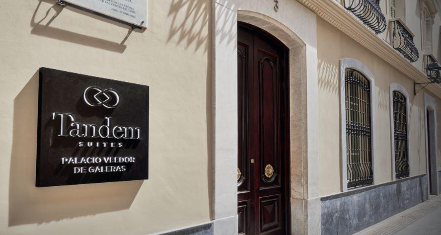 Tandem Palacio Veedor De Galeras Suites Cádiz Eksteriør bilde