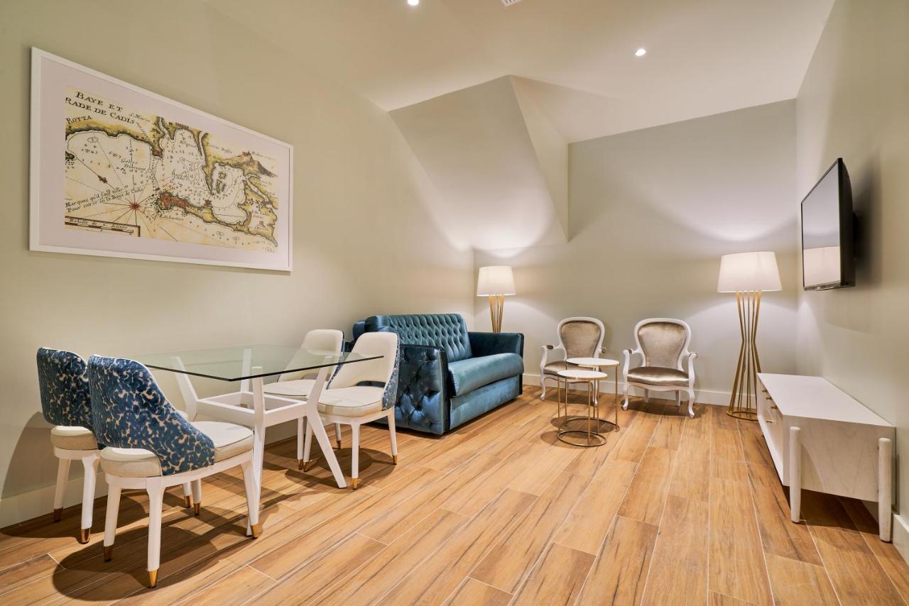 Tandem Palacio Veedor De Galeras Suites Cádiz Eksteriør bilde