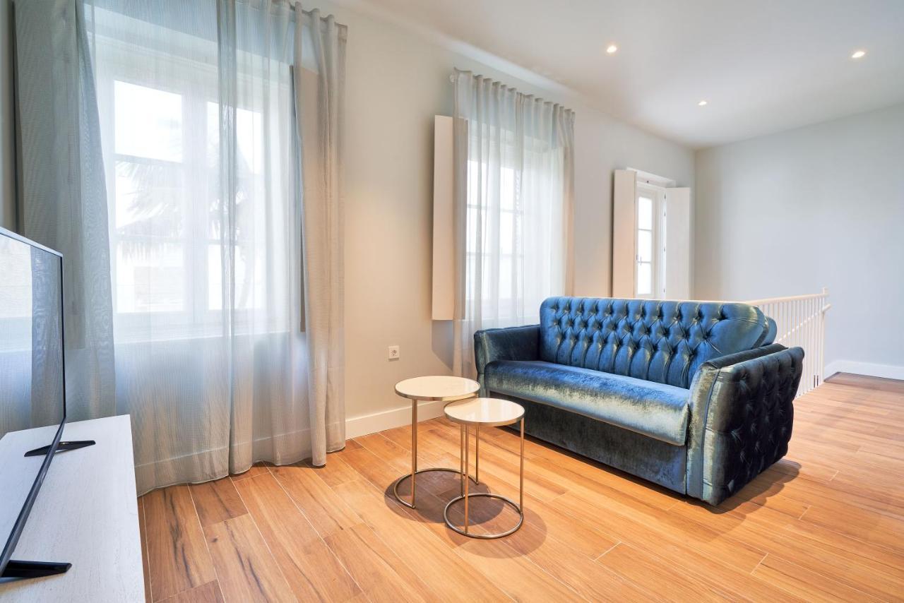 Tandem Palacio Veedor De Galeras Suites Cádiz Eksteriør bilde